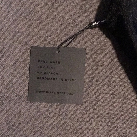 High-cut cheeky black one piece - Picture 3 of 4